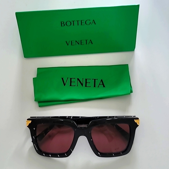 NWT Bottega Veneta Sunglases - Picture 9 of 13